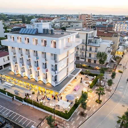 Hotel Albatros Rimini Ngoại thất bức ảnh